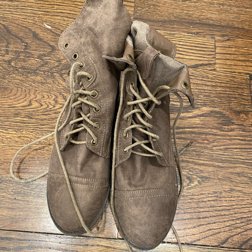 JustFab brown boot
